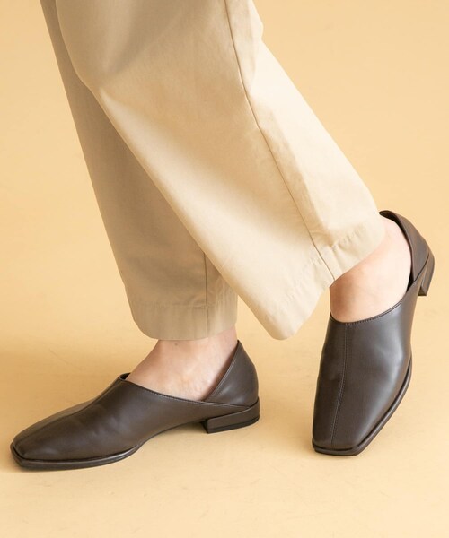 URBAN RESEARCH Sonny Label（アーバンリサーチサニーレーベル）の「スクエアフラットスリッポン（スリッポン・レディース・ブラック/エクリュ/ブラウン・S/M/L）」の17枚目の写真