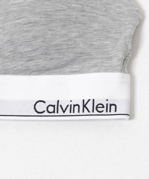 URBAN RESEARCH(アーバンリサーチ)の「Calvin Klein LGHTLY LINED BRALETTE(ブラジャー・レディース・P7A-B10 GY/UB1-BLACK/100-WHITE・S/M)」の16枚目の写真