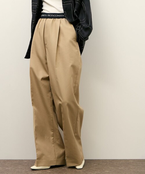 ADAM ET ROPE'(アダムエロペ)の「【PROTAGONISTA for ADAM ET ROPE'】別注 撥水 Chino Pants(チノパンツ・レディース・ベージュ・0/1)」の7枚目の写真