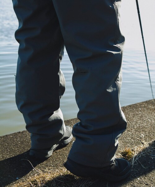 URBAN RESEARCH（アーバンリサーチ）の「ELECTRIC　EX WATER REPELLENT BIB PT（つなぎ/オールインワン・メンズ・BLACK/CHARCOAL・L/XL）」の19枚目の写真