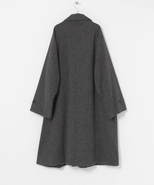 URBAN RESEARCH（アーバンリサーチ）の「POLYPLOID　LONG COAT C（ステンカラーコート・メンズ・CHARCOAL・3/4）」の13枚目の写真