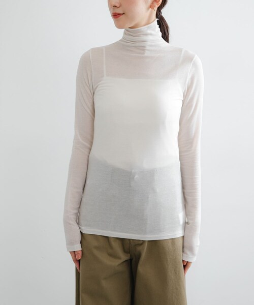 URBAN RESEARCH（アーバンリサーチ）の「カシミヤシルクタートルカットソー（Tシャツ/カットソー・レディース・BLACK/BORDER/BORDEAUX/OFF LAME・Free）」の13枚目の写真