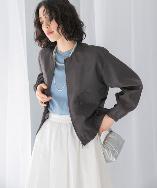 URBAN RESEARCH ROSSO（アーバンリサーチロッソ）の「オーガンジーシアーブルゾン（ブルゾン・レディース・CHARCOAL/CREAM・FREE）」の2枚目の写真