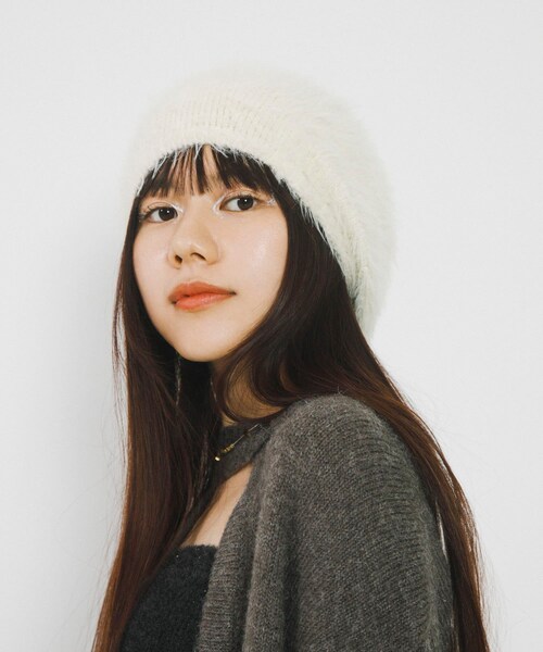 SENSE OF PLACE by URBAN RESEARCH(センスオブプレイスバイアーバンリサーチ)の「『別注』さらさ×SENSE OF PLACE シャギービーニー(ニットキャップ/ビーニー・レディース・OFF WHITE/GRAY・one)」の11枚目の写真