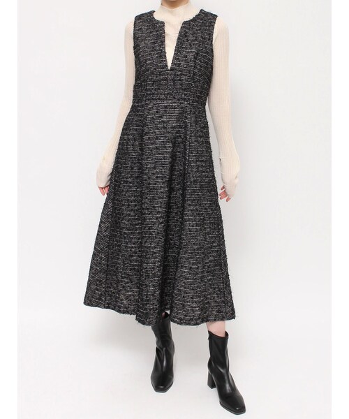 dazzlin（ダズリン）の「ディープネックツイードジャンスカ