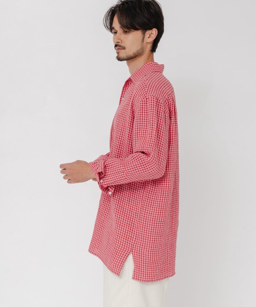 URBAN RESEARCH（アーバンリサーチ）の「『別注』Cale×URBAN RESEARCH　ギンガムチェックシャツ（シャツ/ブラウス・メンズ・PINK×RED・3/4）」の6枚目の写真