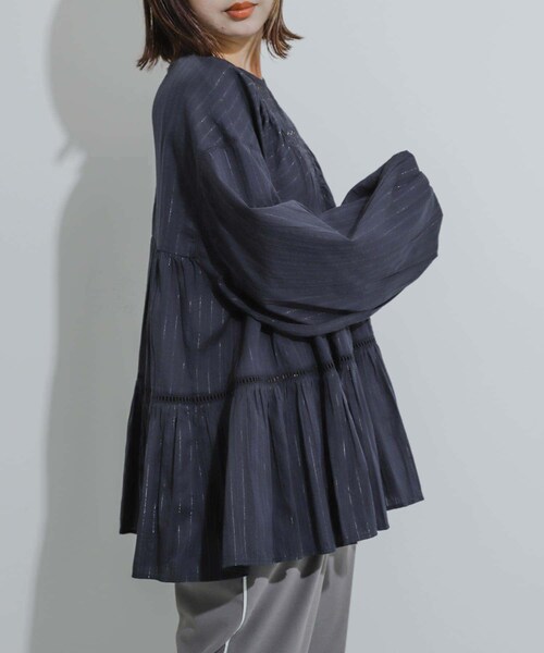 SENSE OF PLACE by URBAN RESEARCH（センスオブプレイスバイアーバンリサーチ）の「インドレースティアードチュニック（チュニック・レディース・OFF WHITE/BLUE/BLACK・one）」の19枚目の写真