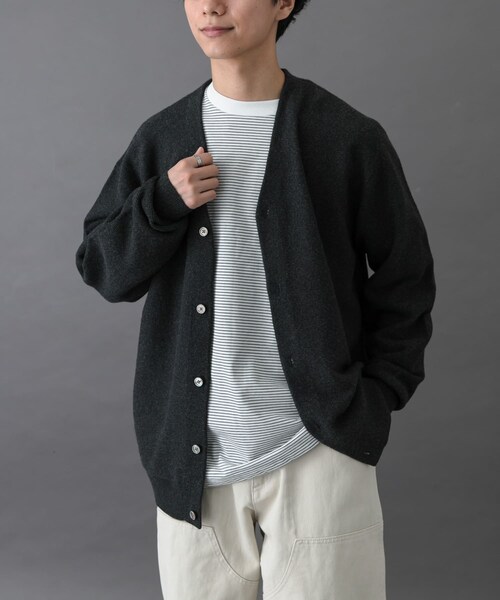 URBAN RESEARCH DOORS（アーバンリサーチドアーズ）の「FORK&SPOON　PROVORONE Vネックカーディガン（カーディガン/ボレロ・メンズ・NAVY/CHARCOAL・4/5）」の18枚目の写真