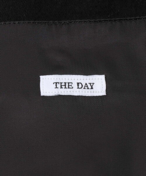 URBAN RESEARCH（アーバンリサーチ）の「THE DAY　MOLESKIN DOUBLE BREASTED JACKET（テーラードジャケット・メンズ・BLACK・2/3）」の16枚目の写真