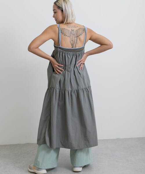 THE GOODLAND MARKET(ザグッドランドマーケット)の「『別注』MIDIUMISOLID×TGM RE-Volume camisole one-piece(ワンピース・レディース・GRAY/GREIGE/BLACK・one)」の15枚目の写真