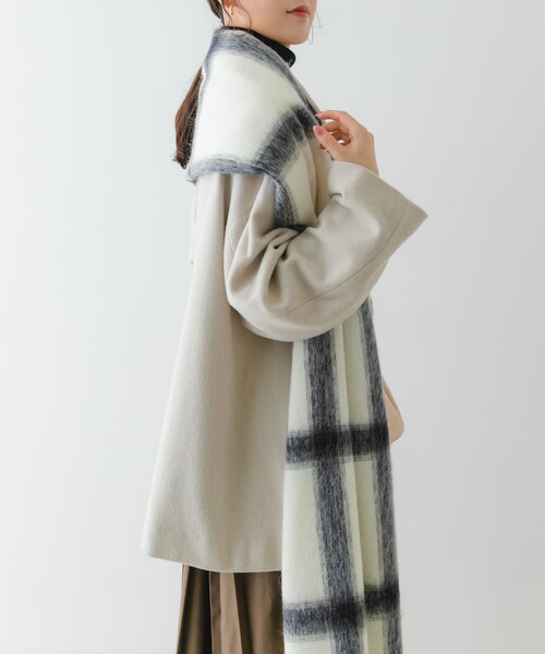RODE SKO（ロデスコ）の「ASAUCE MELER　アルパカループシャギーストール（ストール/ショール・レディース・Navy.G×Ec/Ecru×D.Nv・one）」の9枚目の写真