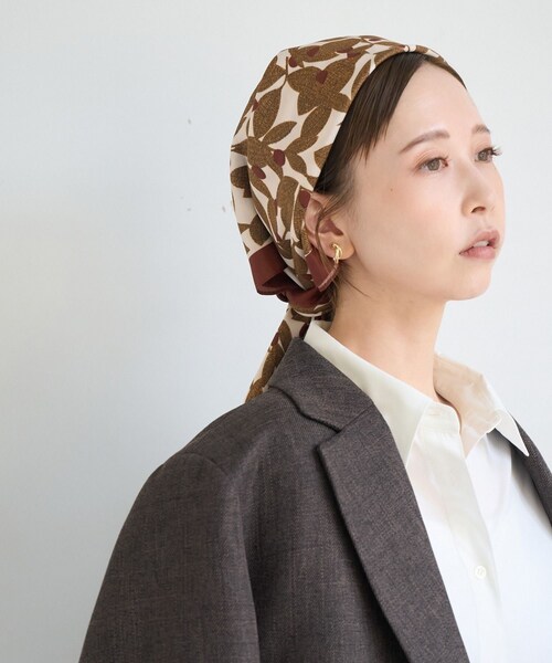 ROPE' PICNIC（ロペピクニック）の「90×90 アソートビンテージライクパターンスカーフ（バンダナ/スカーフ・レディース・ブラック系/ブルー系/ワイン・F）」の15枚目の写真