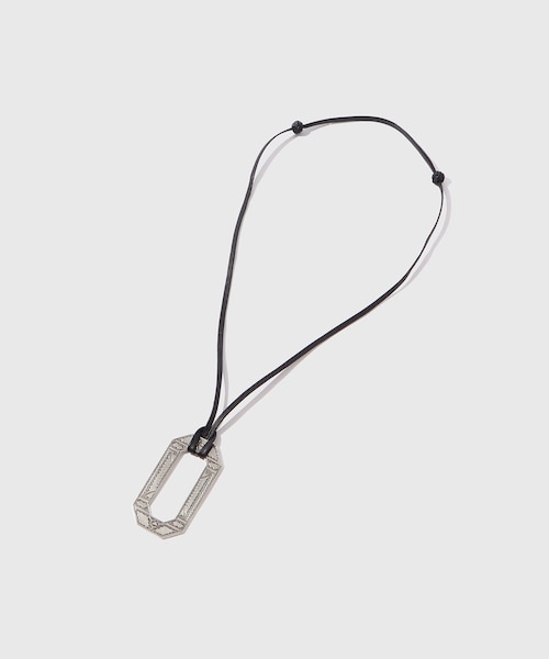 ADAM ET ROPE'(アダムエロペ)の「【Adawat'n Tuareg/アダワット トゥアレグ】Botam Sansalt(ネックレス・メンズ・シルバー・F)」の2枚目の写真