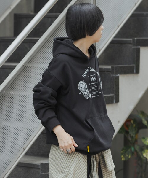 URBAN RESEARCH（アーバンリサーチ）の「鳥貴族×UR　UnuboResearch  PARKA（スウェット・メンズ・GRAY/RED/CHARCOAL/BLACK/MOCHA・M/L/XL）」の11枚目の写真