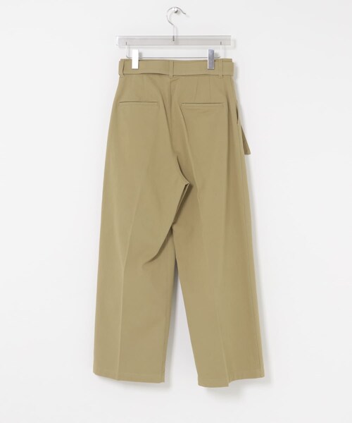 URBAN RESEARCH(アーバンリサーチ)の「『3サイズ展開』ベルト付きタックワイドチノパンツ(チノパンツ・レディース・L.BEIGE/BEIGE・36/38/40)」の17枚目の写真
