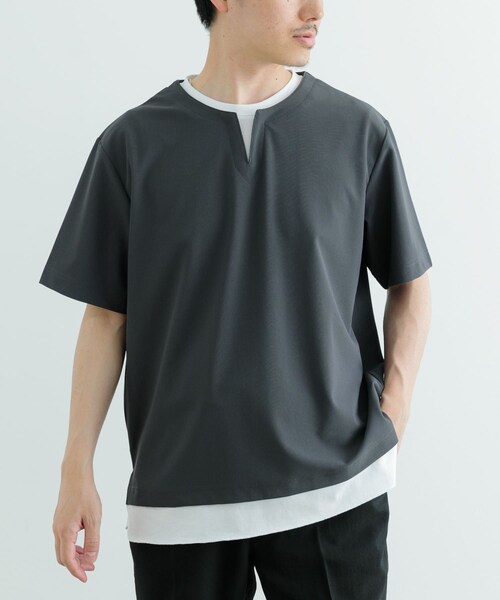 ITEMS URBANRESEARCH(アイテムズ アーバンリサーチ)の「『イージーケア/吸水速乾』高機能ワッフル フェイクレイヤーキーネックTシャツ(Tシャツ/カットソー・メンズ・CHA/BEG/KHK/BLU・M/L)」の5枚目の写真