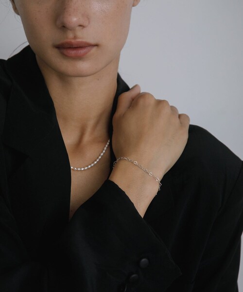 URBAN RESEARCH(アーバンリサーチ)の「decor『デコール』 Heartchain Bracelet(ブレスレット・レディース・SILVER・-)」の1枚目の写真