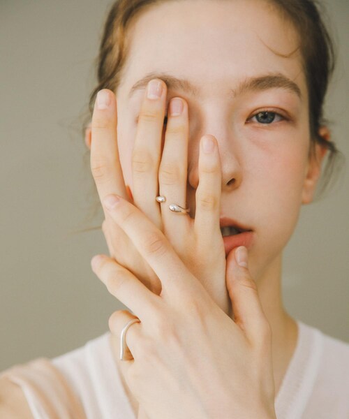 URBAN RESEARCH(アーバンリサーチ)の「decor『デコール』 OPEN RING(リング・レディース・SILVER・Free)」の4枚目の写真