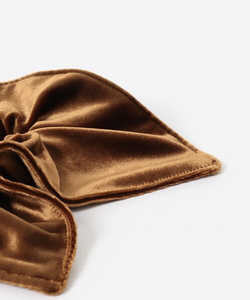 KBF（ケイビーエフ）の「スクエアベロアシュシュ（ヘアゴム・レディース・BROWN/BLACK・One）」の14枚目の写真