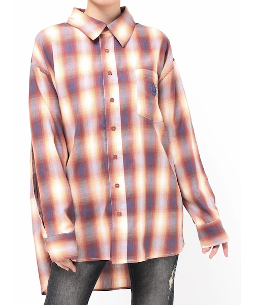 EVRIS（エヴリス）の「SUNNYチェックオーバーサイズシャツ（シャツ/ブラウス・レディース・ブラック/レッド/イエロー・F）」の3枚目の写真