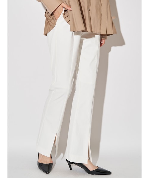 ELENDEEK（エレンディーク）の「SLIT SLIM PT（その他パンツ・レディース・オフホワイト/ブラック・01/02）」の2枚目の写真