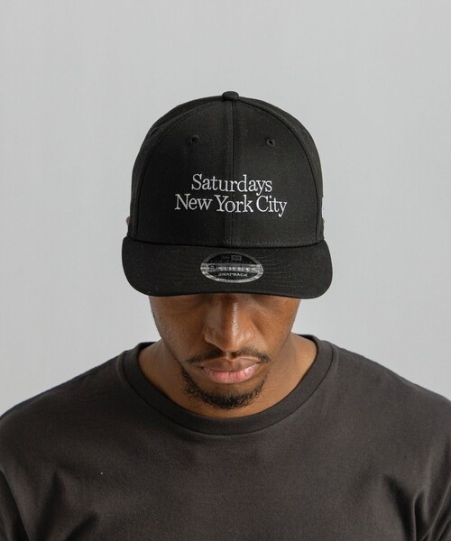 Saturdays NYC(サタデーズ ニューヨークシティ )の「New Era®x Saturdays NYC "Miller" Logo Cap(キャップ・レディース・ブラック/ネイビー・F)」の20枚目の写真