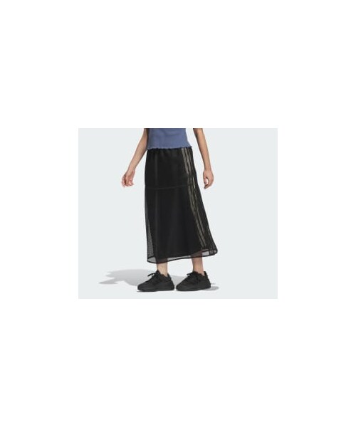 adidas（アディダス）の「LUXFLOW カジュアル ウーブン