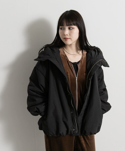 THE GOODLAND MARKET（ザグッドランドマーケット）の「『別注』MIDIUMISOLID×THE GOODLAND MARKET　hooded padding blouson（ブルゾン・レディース・black/b.khaki・38）」の17枚目の写真