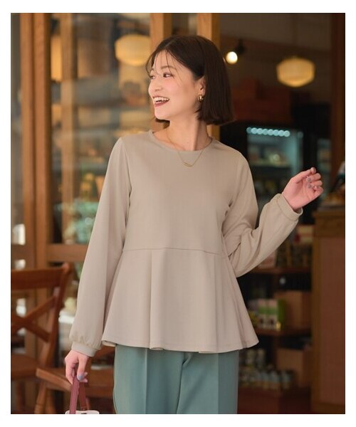 nissen（ニッセン）の「大きいサイズ ダンボールニットペプラムプルオーバー（Tシャツ/カットソー・レディース・黒/ピンクベージュ/ライトグレージュ・L/LL/3L/4L/5L/6L/8L/10L）」の3枚目の写真