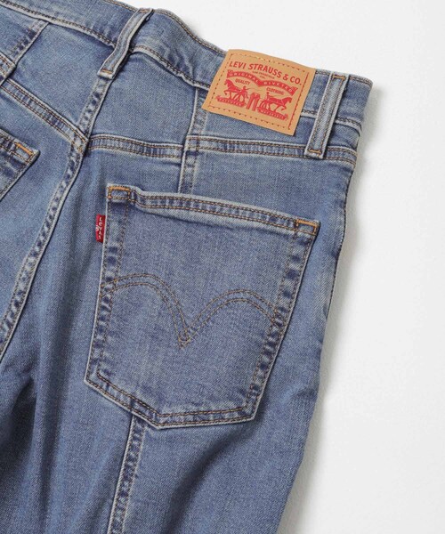 URBAN RESEARCH DOORS（アーバンリサーチドアーズ）の「LEVI’S　Exclusive ANKLESEAMEDEAGE（デニムパンツ・レディース・ブルー・26/27/28）」の15枚目の写真