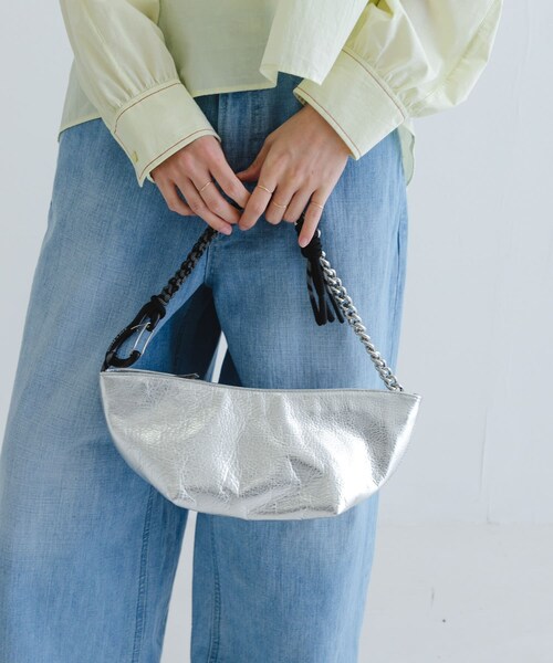 URBAN RESEARCH（アーバンリサーチ）の「NOMADIS　YACHT（ショルダーバッグ・レディース・SILVER/METAL PINK・one）」の11枚目の写真