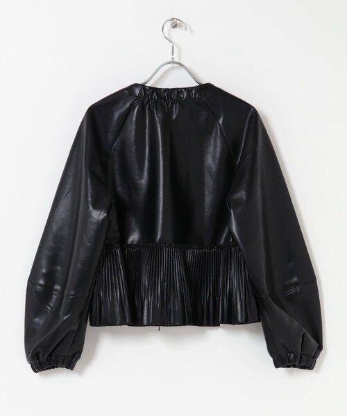 URBAN RESEARCH ROSSO（アーバンリサーチロッソ）の「MARILYN MOON　eco leather pleats jacket（ブルゾン・レディース・BLACK・Free）」の10枚目の写真