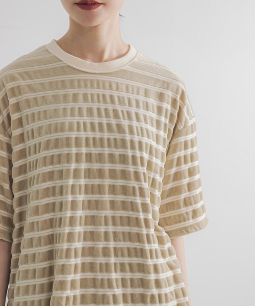URBAN RESEARCH（アーバンリサーチ）の「ベロアボーダーカットソー（Tシャツ/カットソー・レディース・BEIGE/DARK BROWN・FREE）」の13枚目の写真