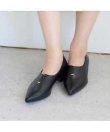 noyau | ノヤウ noyau ポインテッドトゥスリットフラットパンプス (パンプス)