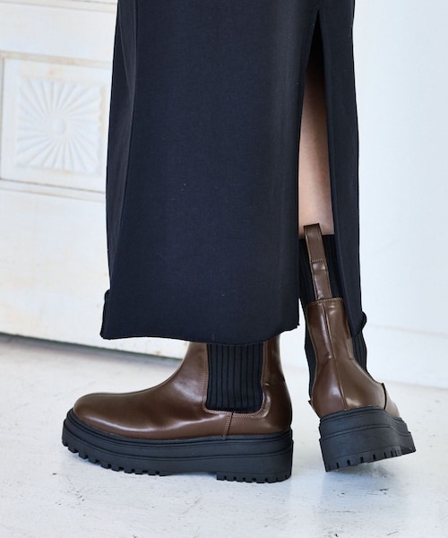 VIS(ビス)の「タンクソールサイドニットブーツ(ブーツ・レディース・ブラック/ブラウン・L/M/S)」の8枚目の写真
