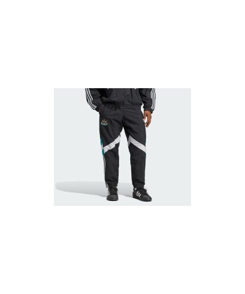 ニューカッスル　アディダス　トラックパンツXL adidas（アディダス）の「ニューカッスル・ユナイテッドFC オリジナル