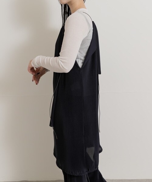 THE GOODLAND MARKET（ザグッドランドマーケット）の「Jens　UNDER HALTER PULLOVER-ONE COLOR（ワンピース・レディース・NAVY/MUSTARD・FREE）」の4枚目の写真