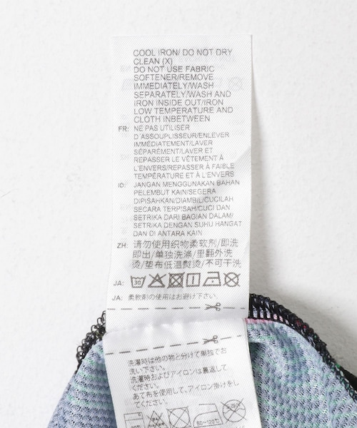 URBAN RESEARCH(アーバンリサーチ)の「adidas サッカージャマイカ代表 26 × ボブ・マーリー アウェイ レプリカ ユニフォーム(Tシャツ/カットソー・メンズ・ブラック・XL/XXL/XXXL)」の4枚目の写真