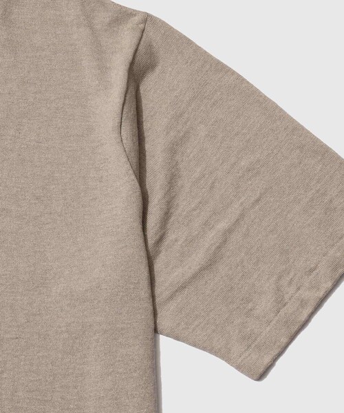 ADAM ET ROPE'(アダムエロペ)の「【Yonetomi/ヨネトミ】AMA LINEN KNIT TEE(Tシャツ/カットソー・メンズ・ベージュ・2/3/4)」の18枚目の写真