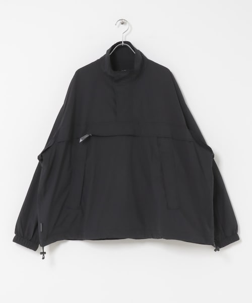 URBAN RESEARCH(アーバンリサーチ)の「SFC SFC ANORAK(マウンテンパーカー・メンズ・Charcoal/Navy/Black・L/XL)」の1枚目の写真