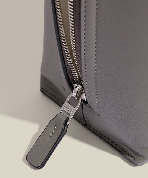 ROPE'(ロペ)の「【E'POR】Y BAG Large/A4対応・通勤・26SS(トートバッグ・レディース・ブラック/グレー/キナリ/ダークブラウン/ダークグリーン・F)」の9枚目の写真