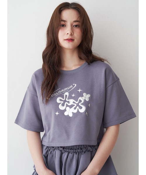 CALNAMUR（カルナムール）の「メタルプリントスウェットプルオーバー（スウェット・レディース・チャコールグレー/ピンク/ブルー・F）」の8枚目の写真