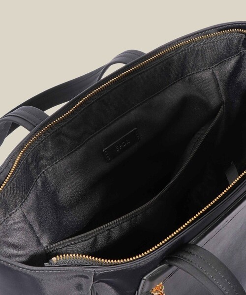 ROPE'（ロペ）の「【E'POR】【A4/PC対応・撥水・軽量】Pac Sac Tote(パックサックトート)/26SS新型（トートバッグ・レディース・ブラック・F）」の17枚目の写真