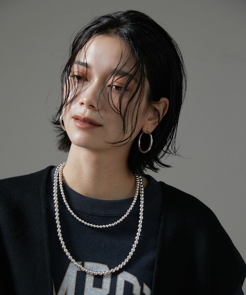 ADAM ET ROPE'（アダムエロペ）の「【J'aDoRe・店舗限定】【ERICKA NICOLAS BEGAY】ナバホパールネックレス5mm/45cm（ネックレス・レディース・シルバー・F）」の7枚目の写真