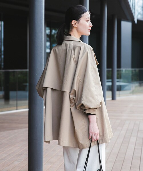 URBAN RESEARCH（アーバンリサーチ）の「スタンドカラーミドル丈トレンチコート（ステンカラーコート・レディース・BEIGE/NAVY・36/38）」の12枚目の写真