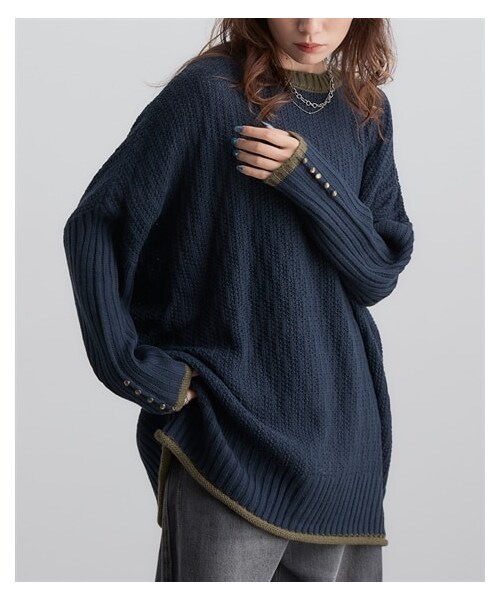 nissen（ニッセン）の「ラーベン編みゆったりサイズ配色ニットトップス　［Soiunique］（ニット/セーター・レディース・ブラック×レッド/ネイビー×カーキ・M/L）」の4枚目の写真