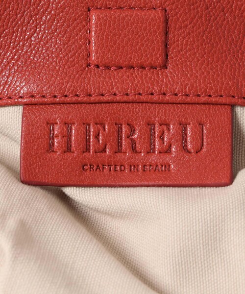 URBAN RESEARCH ROSSO（アーバンリサーチロッソ）の「HEREU　Bombon Supple Shiny（ショルダーバッグ・レディース・Chili Red・one）」の9枚目の写真