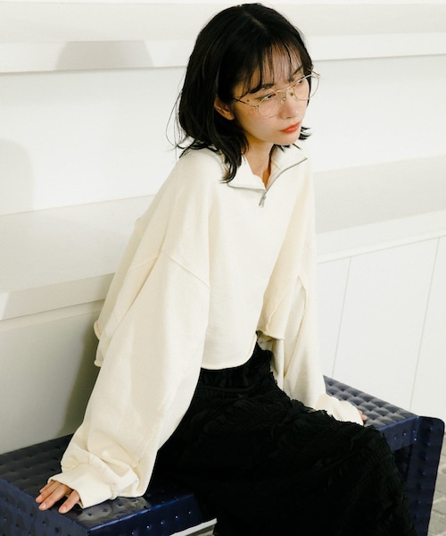 KBF（ケイビーエフ）の「ハーフZIPリメイクスウェット（スウェット・レディース・IVORY/L.BLUE/BROWN・one）」の7枚目の写真