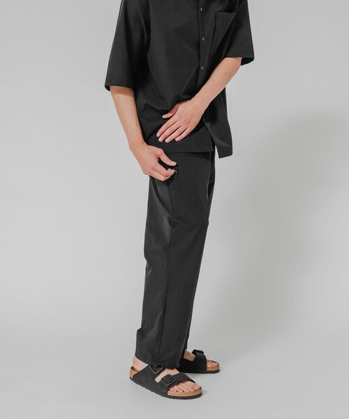 URBAN RESEARCH(アーバンリサーチ)の「『洗濯可/防シワ/撥水』COOL DOTS EASY PANTS(その他パンツ・メンズ・BLACK/CHARCOAL/NAVY・M/L)」の15枚目の写真