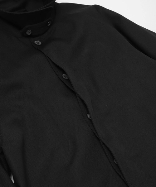 URBAN RESEARCH(アーバンリサーチ)の「POLYPLOID LONG COAT B(ステンカラーコート・メンズ・BLACK・3/4)」の9枚目の写真